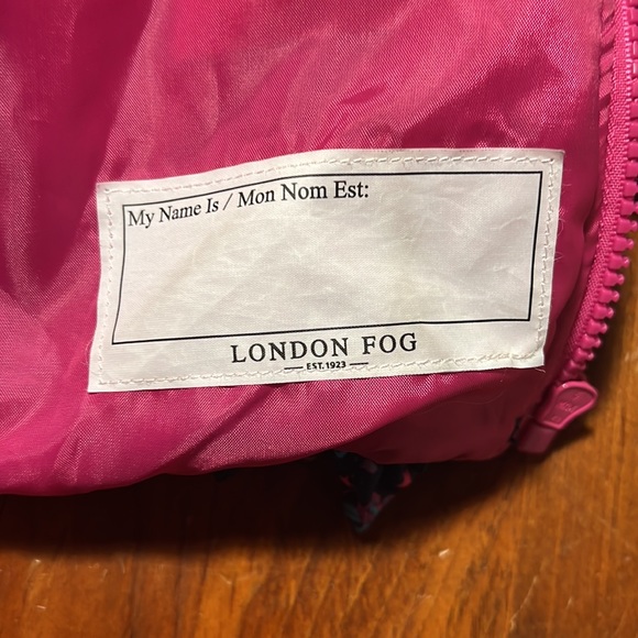 London Fog Little Girls size 3T hooded puffer coat - Picture 9 of 9